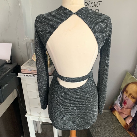 Sexy open back dress size small - Picture 10 of 12